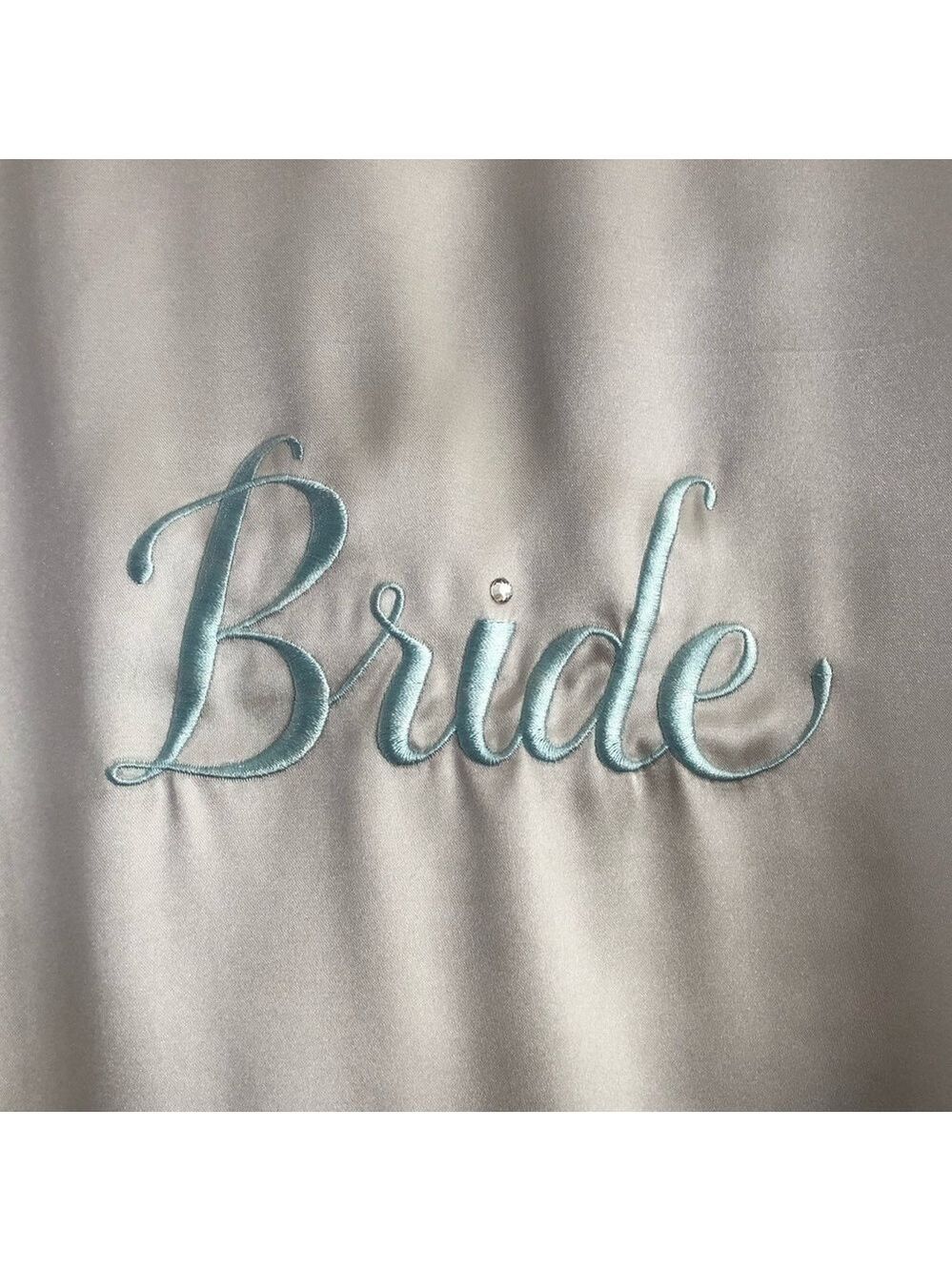 Gilligan & O’Malley white satin Bride robe size M/L - Picture 5 of 10